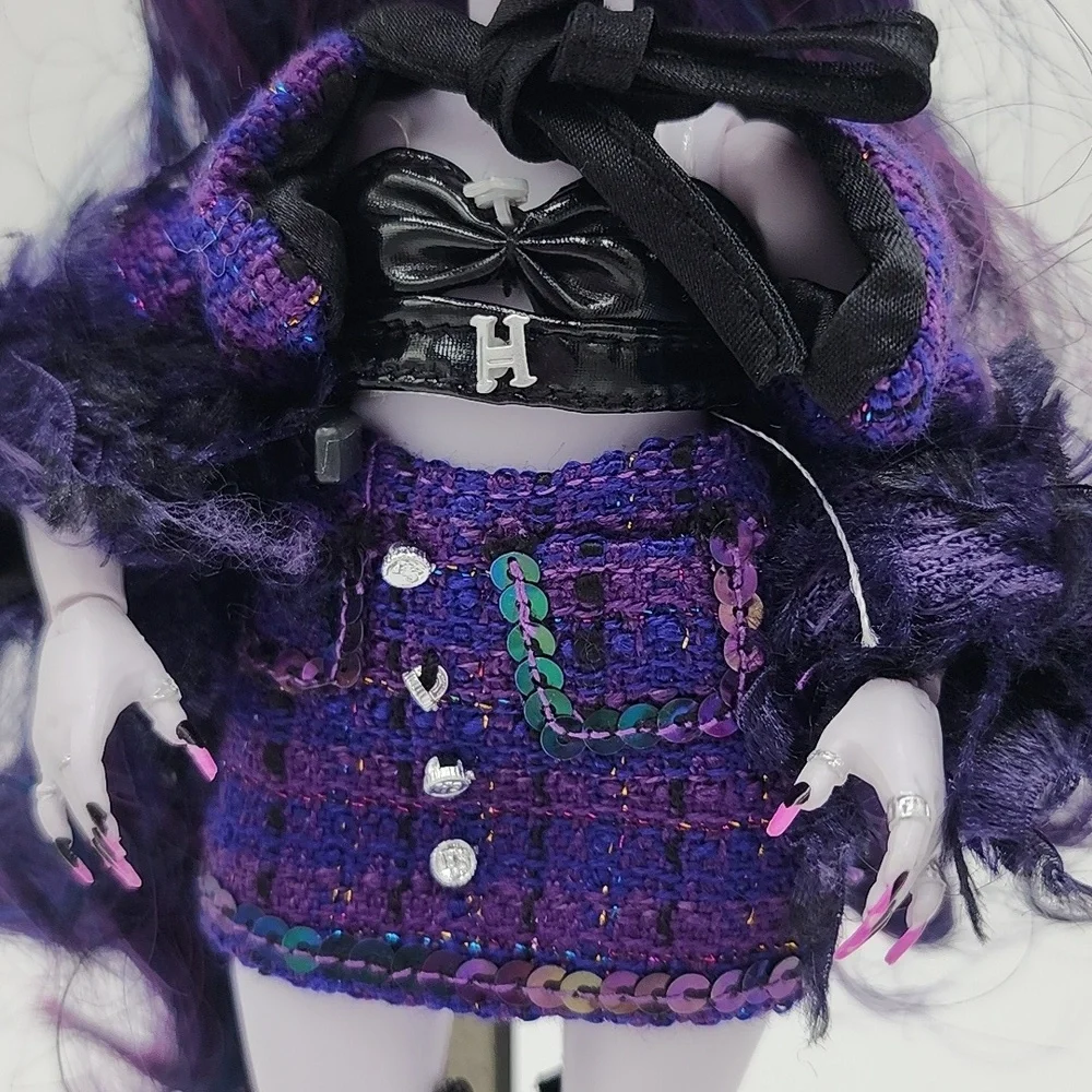 Rainbow High Veronica Storm Fashion‎ Doll